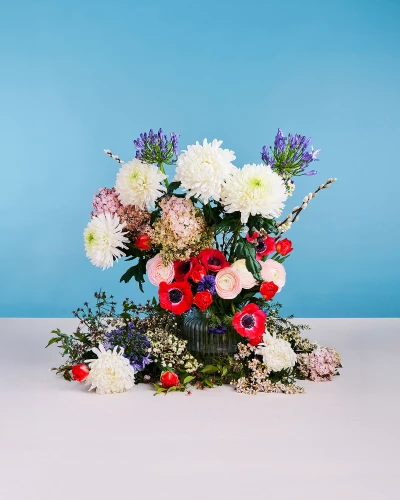 Ces Fleurs Factices Singeant les Véritables Fleurs