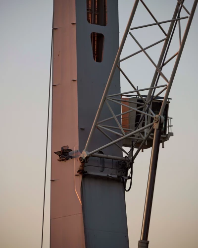 Playing Closely with the Light of Giants