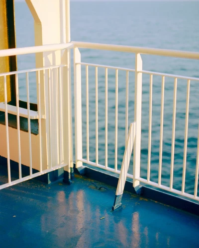 Playing Closely with the Light of Giants